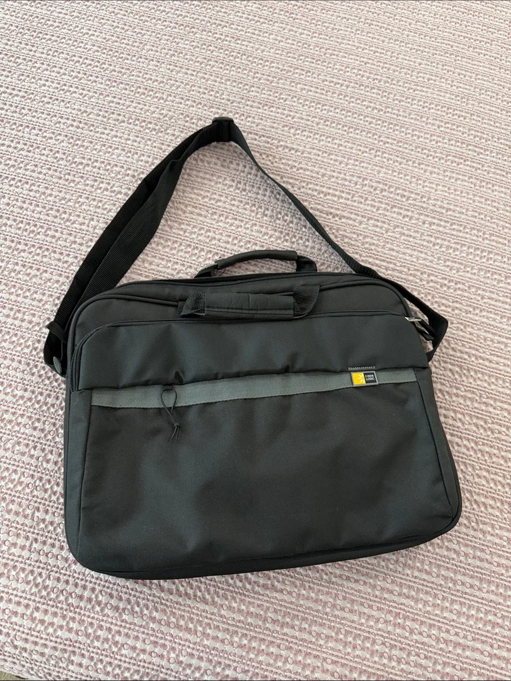 Black Laptop Briefcase with Shoulder Strap - CASE LOGIC